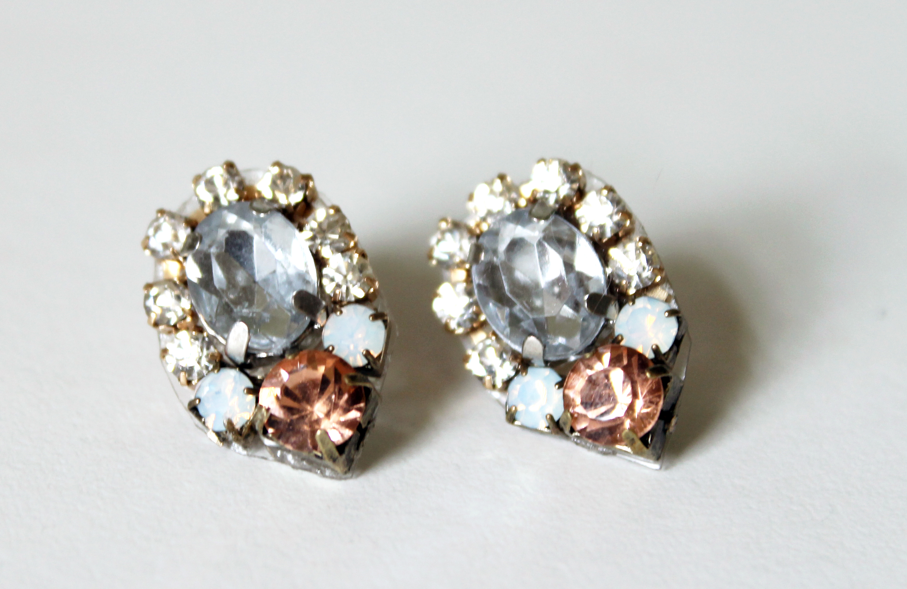 DIY Crystal Cluster Earrings - jamiebhannigan.com DIY Crystal Cluster Earrings - jamiebhannigan.com