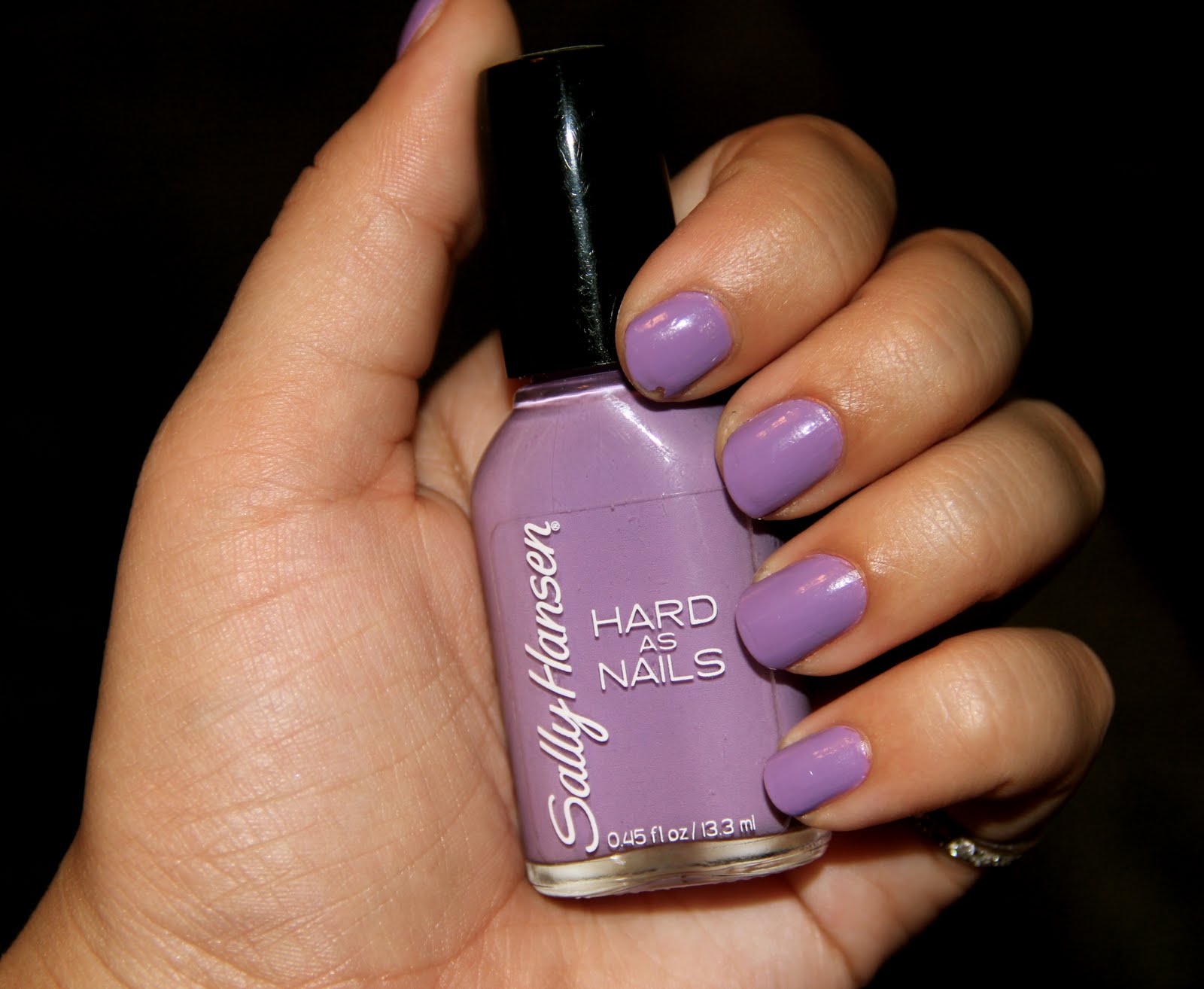 NOTD: Sally Hansen Hard as Nails in 'No Hard Feelings' | Kailan