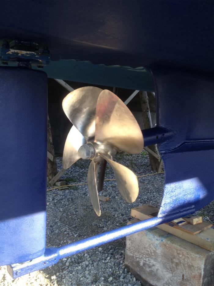 Machine Wire Brushed Running Gear - An Optional Part of Our Antifouling Service