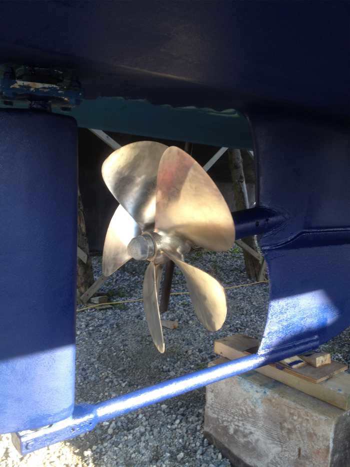 Machine Wire Brushed Running Gear - An Optional Part of Our Antifouling Service