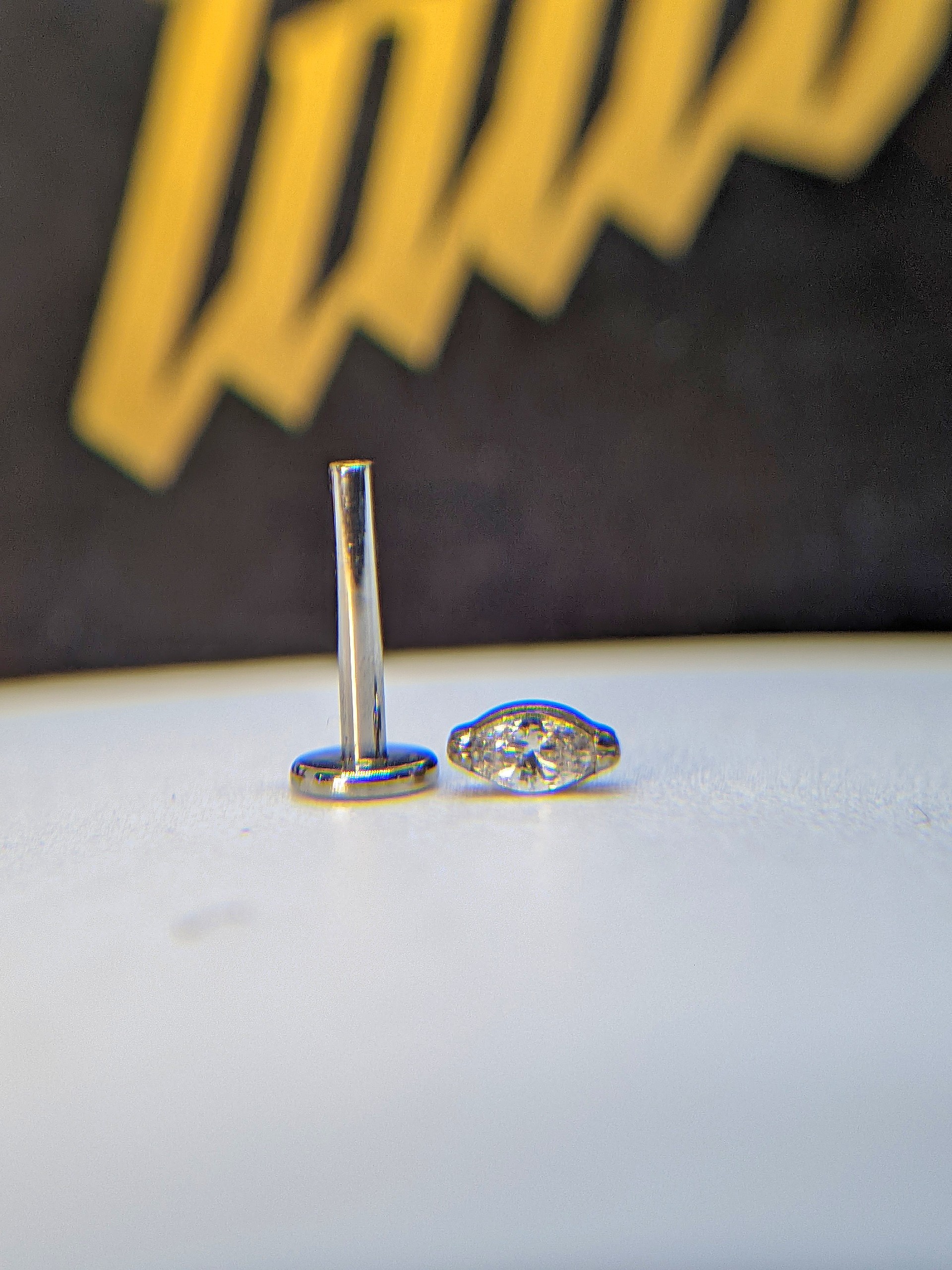 Labret topo Brilho Retângular