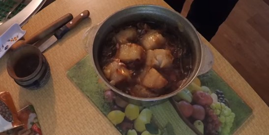 варим сало в рассоле с луковой шелухой варим сало в рассоле с луковой шелухой