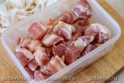 Пьяные русские гей сосут друг у друга члены в сауне