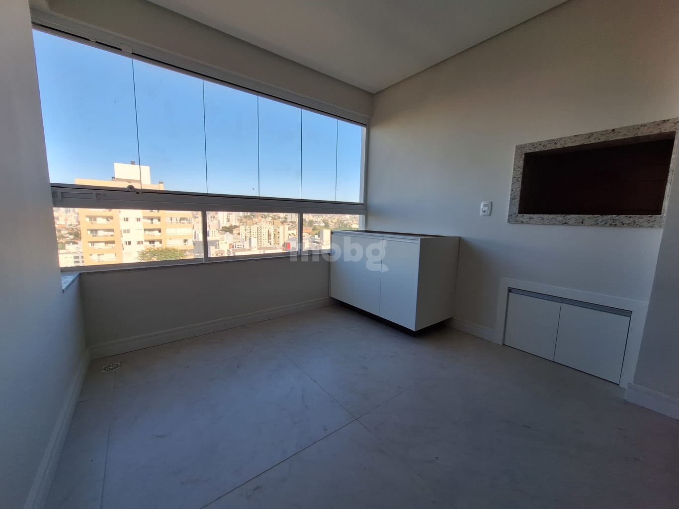 Apartamento para alugar com 3 quartos