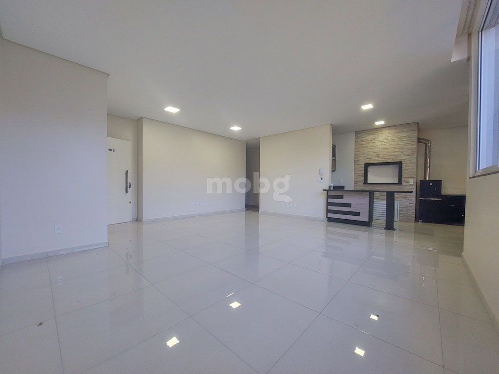 Apartamento para alugar com 3 quartos