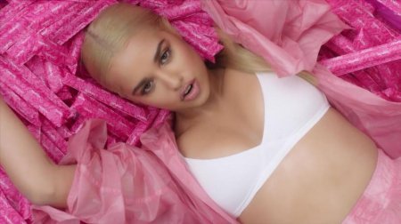 Tommy Genesis - 100 Bad (2018)