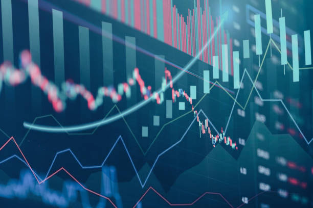 The U.S. Economy: Trends, Challenges, and Opportunities in 2025