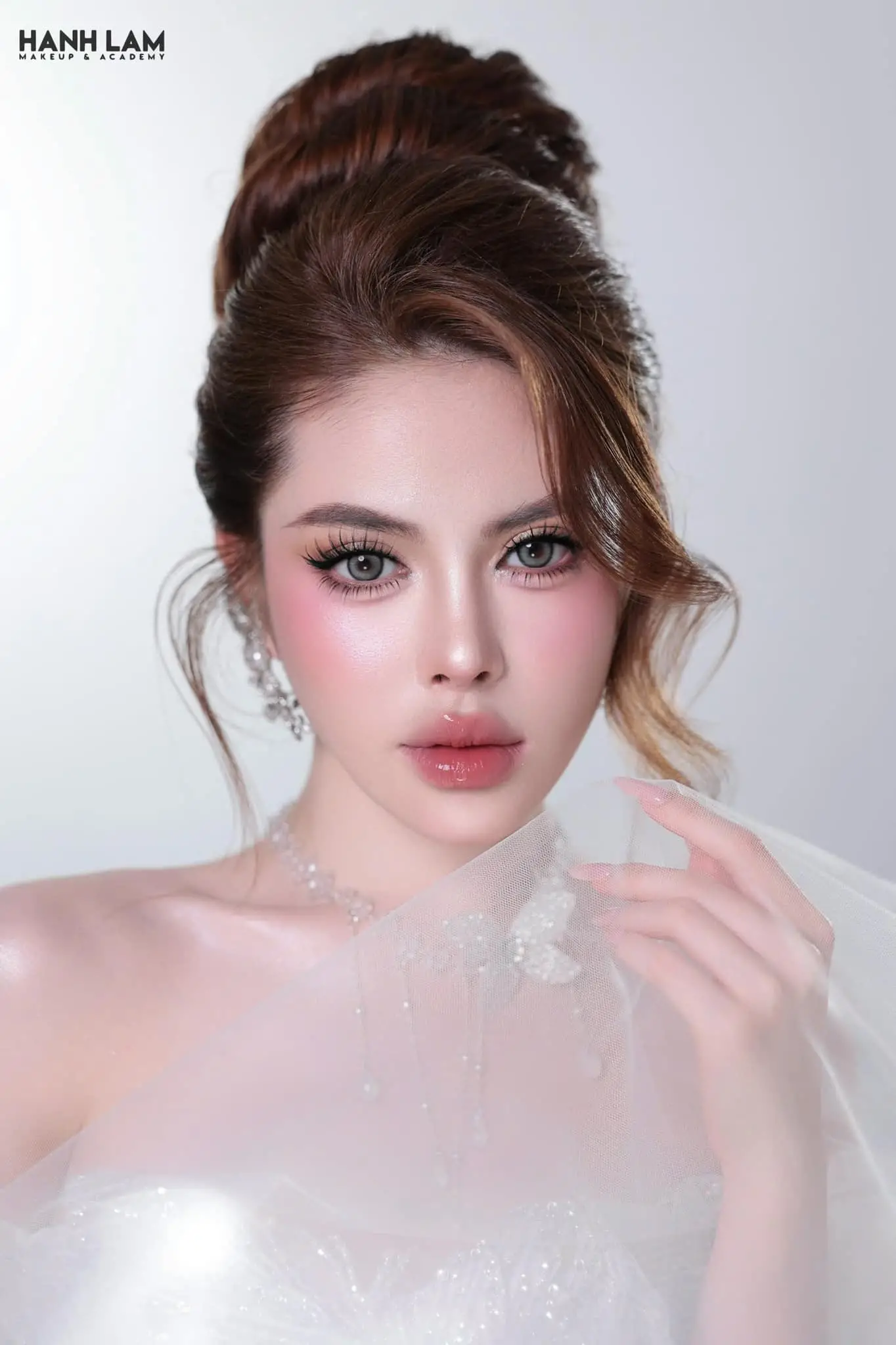 Bí Quyết Sở Hữu Đôi Mắt Hàn Quốc Quyến Rũ - Cách Phối Màu Mắt Chuẩn Style 5 bi quyet so huu doi mat han quoc quyen ru cach phoi mau mat chuan style 67ecb28bc46a8 67ecb28c51a75