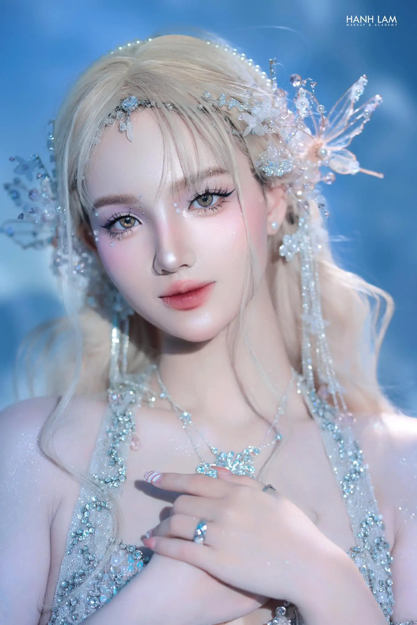Dịch vụ makeup chụp ảnh beauty chuyên nghiệp – Nâng tầm vẻ đẹp của bạn 6 dich vu makeup chup anh beauty chuyen nghiep nang tam ve dep cua ban 68581b8973f03 68581b8a34a03