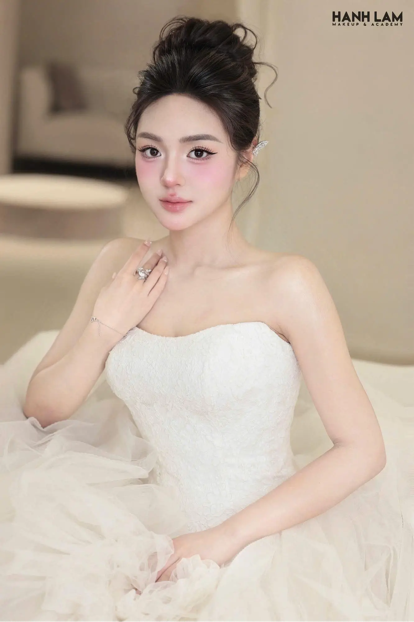 Tự tin với makeup đẹp tối giản 7 tu tin voi makeup dep toi gian 68e49d73b6d0a 68e49d744d151