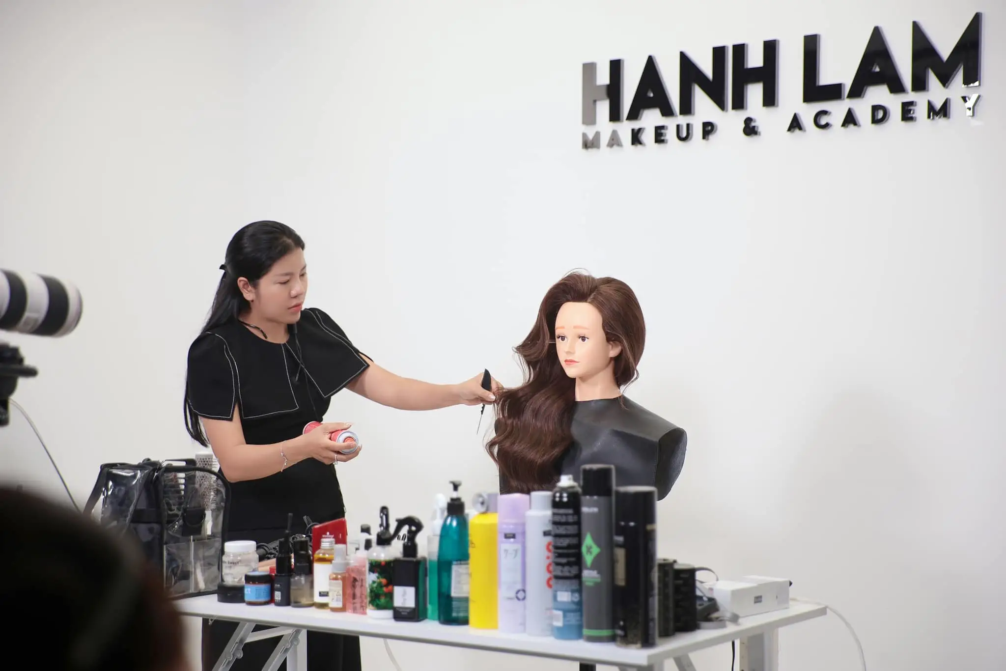 Đánh Giá Chất Lượng Dịch Vụ Tại Hạnh Lâm Makeup 4 danh gia chat luong dich vu tai hanh lam makeup 6908aa8b2d91e 6908aa8bd1afd