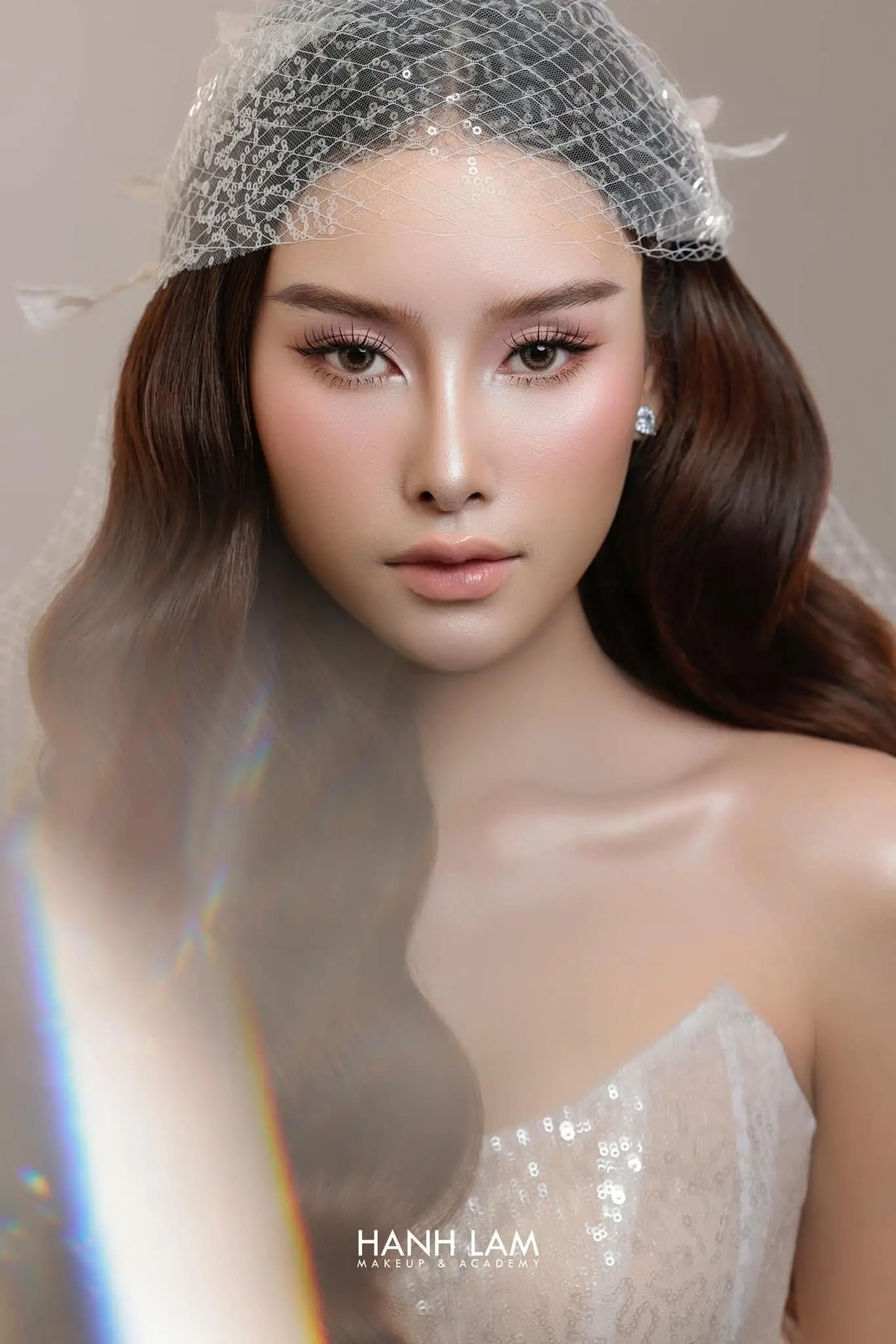 Tìm kiếm các chuyên gia makeup cô dâu Hà Nội đáng tin cậy 5 tim kiem cac chuyen gia makeup co dau ha noi dang tin cay 69173700df068 691737018ece9