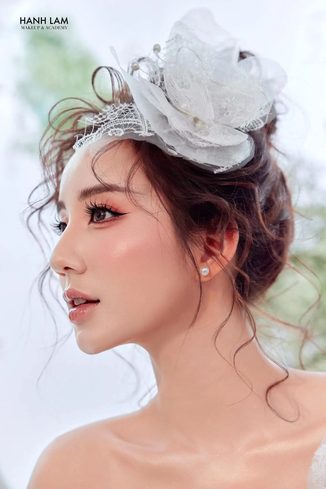 Đặt lịch hẹn dịch vụ makeup cô dâu dễ dàng 3 dat lich hen dich vu makeup co dau de dang 695f162f6df53 695f163017cd8