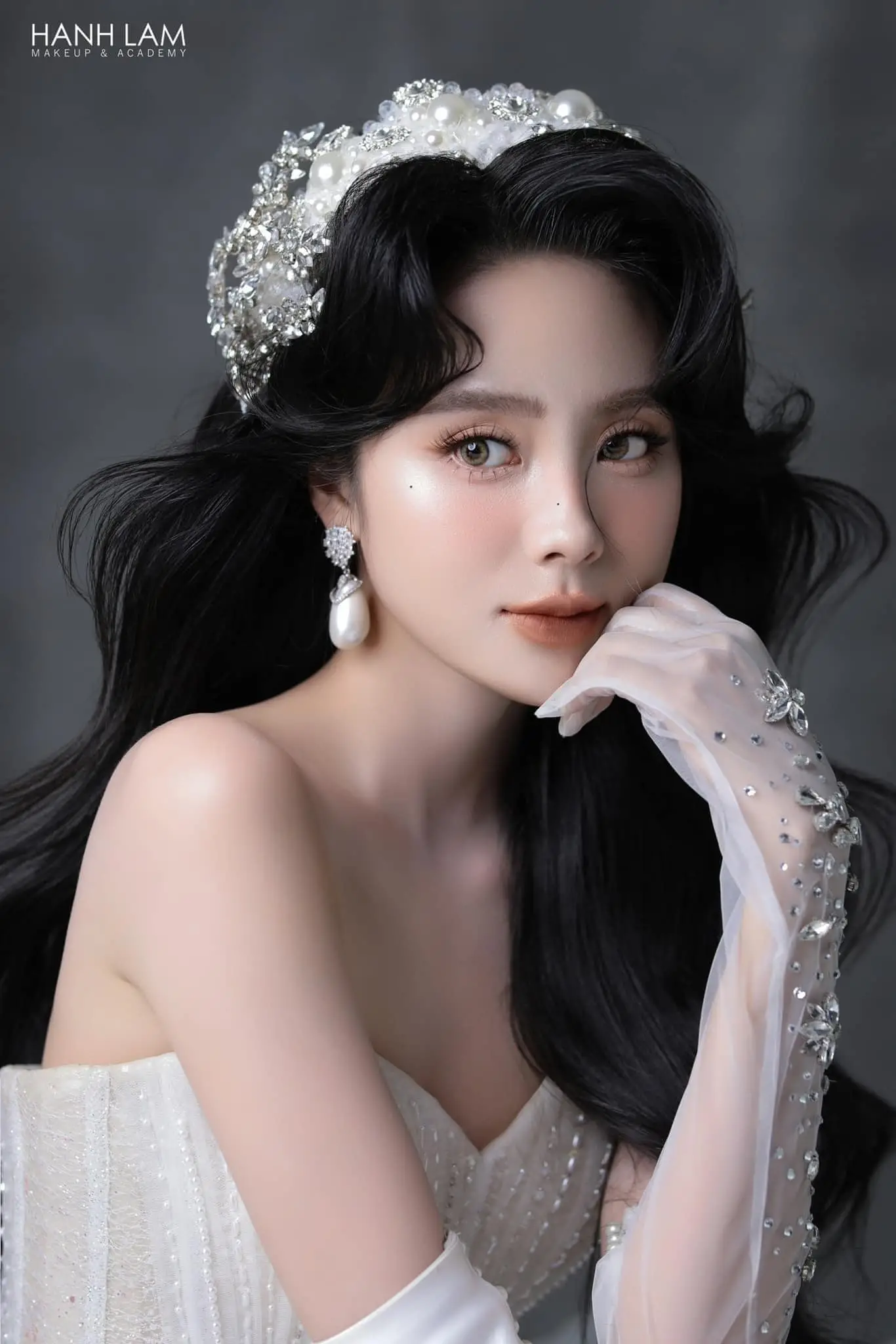 Đặt lịch hẹn dịch vụ makeup cô dâu dễ dàng 6 dat lich hen dich vu makeup co dau de dang 695f1664760ef 695f166513cf7