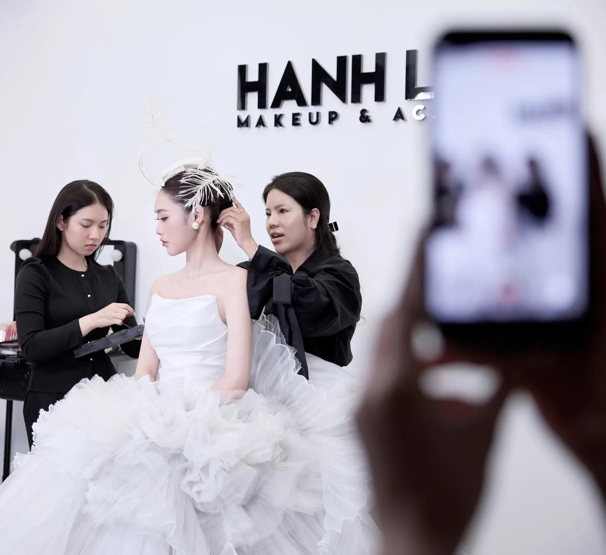 Học makeup chuyên sâu với kỹ thuật trang điểm mắt hoàn hảo 6 hoc makeup chuyen sau voi ky thuat trang diem mat hoan hao 69df54ae50e2a 69df54af1c740