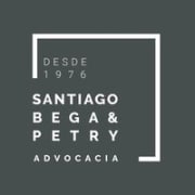 Santiago, Bega & Petry Sociedade de Advogados logo