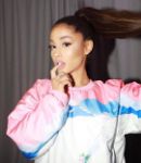Ariana Grande photo