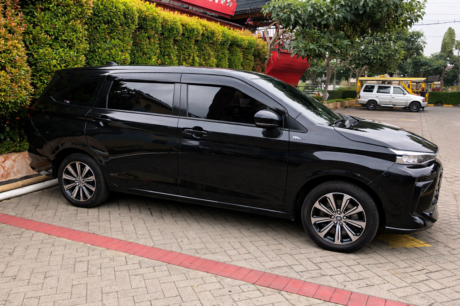 DROP Juanda Malang & Sekitarnya Mulai 470 Ribu - Include Mobil, Driver, BBM dan Tol Panjang