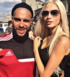 Возлюбленная Тимати показала подросшую дочь