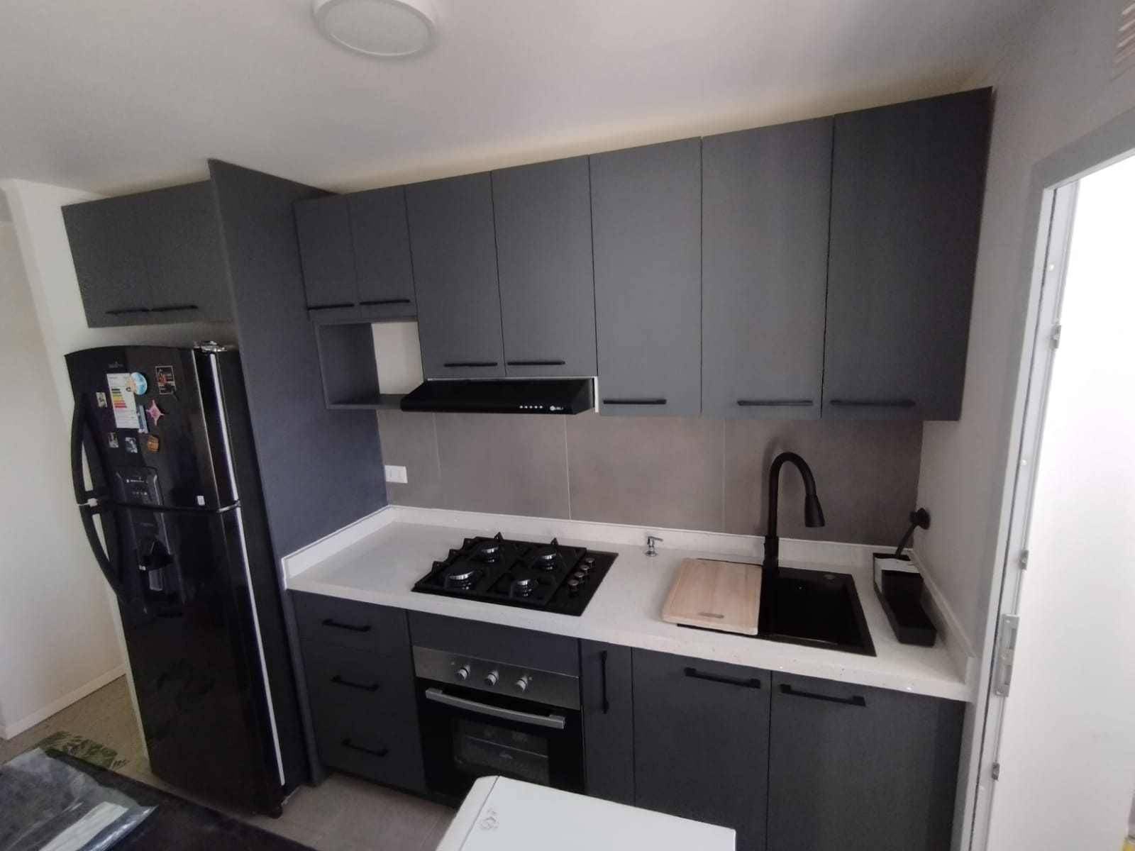 Cocina Moderna en Gris Antracita
