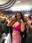 Rihanna photo