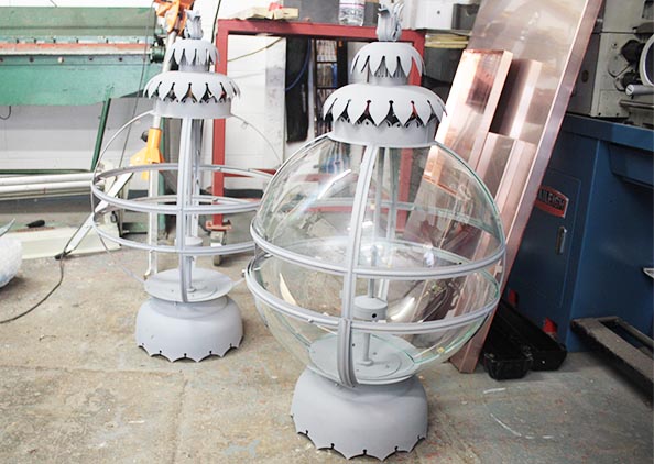 Bespokemetalstudiolantern qboucd