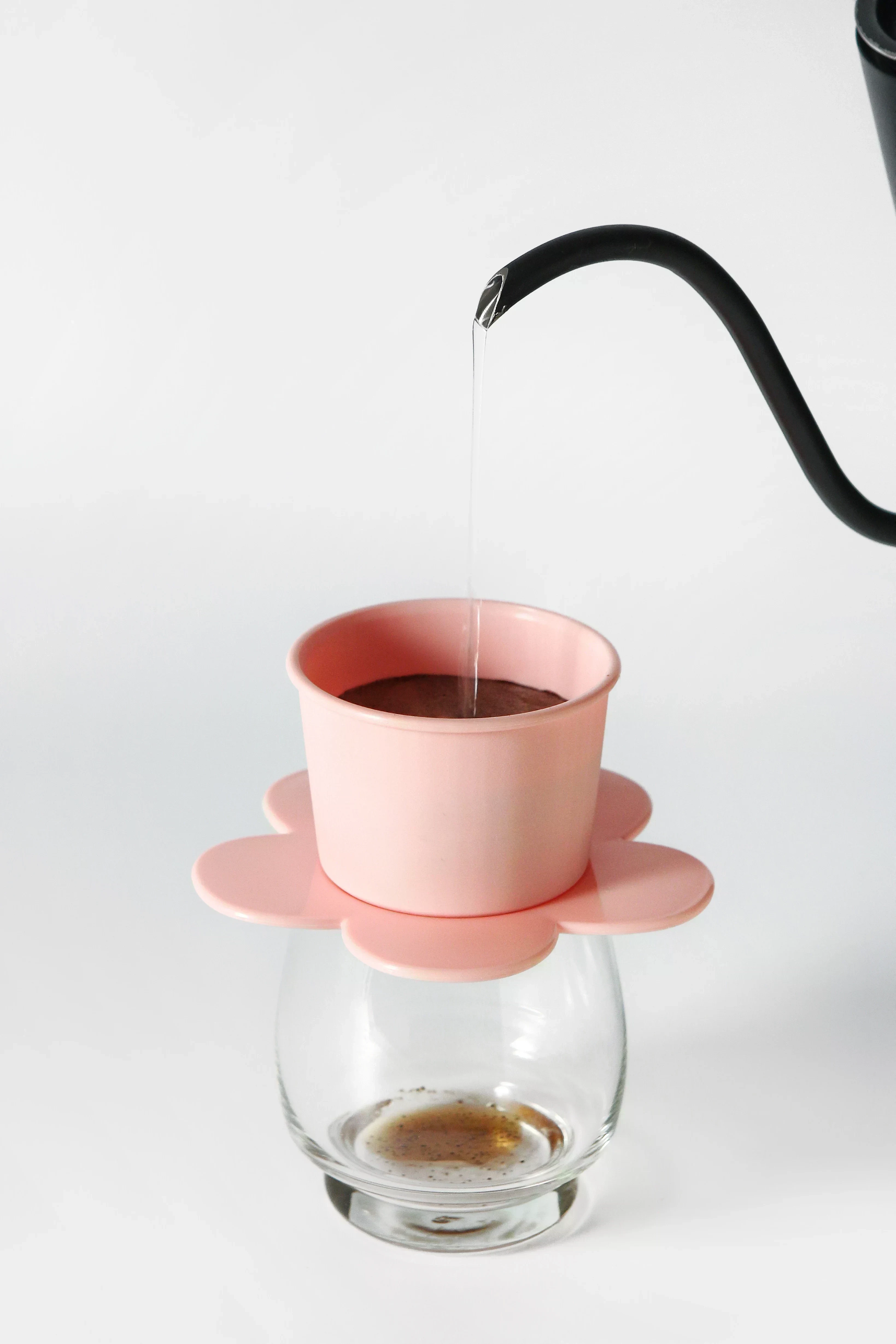 Versatile Coffee Dripper - Cotton Pink - Image 2