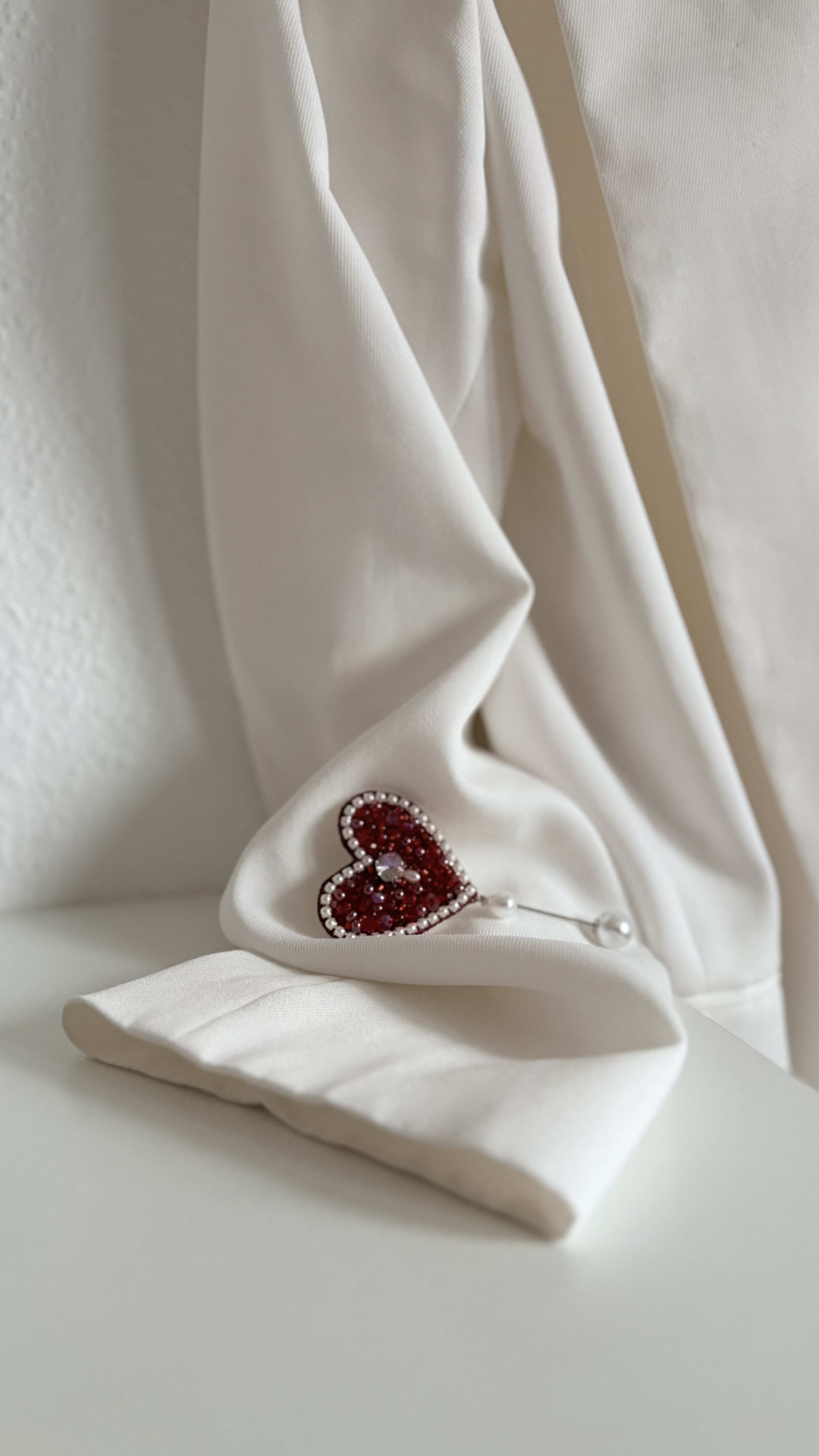 Handmade Beaded Heart Brooch - Image 6