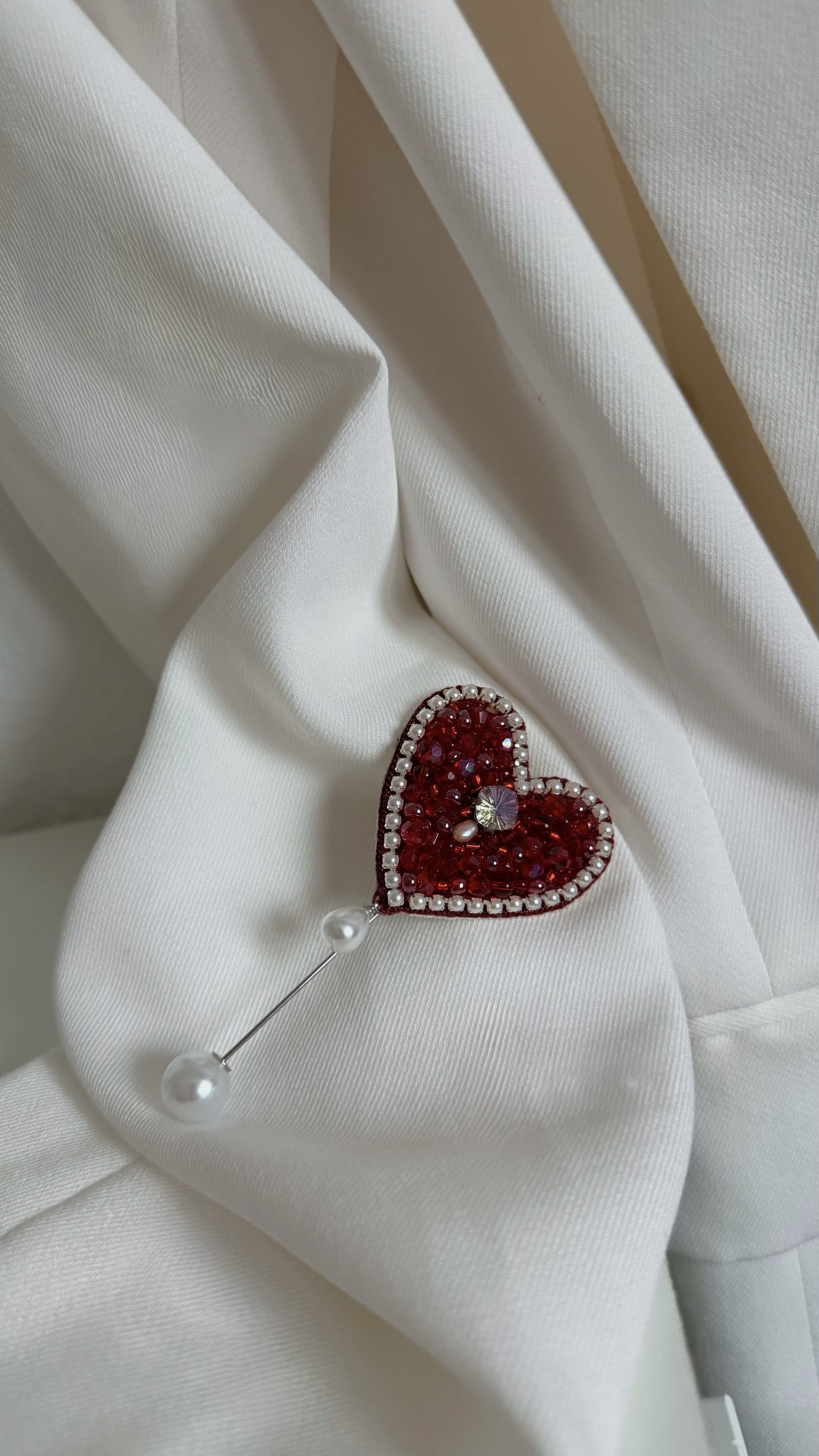 Handmade Beaded Heart Brooch - Image 3