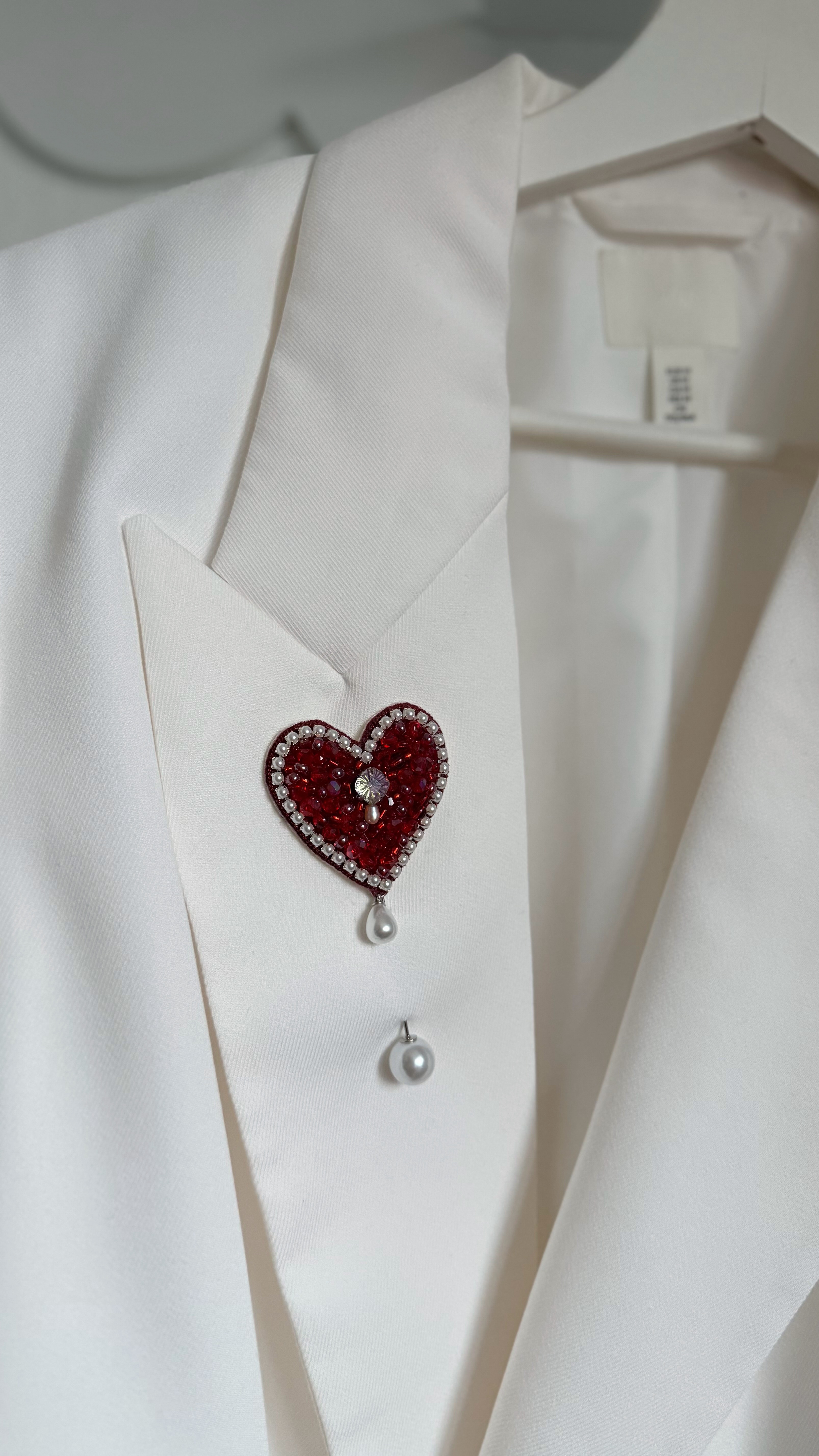 Handmade Beaded Heart Brooch - Image 2