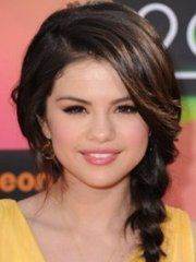 Селена Гомесul>   <li>Англ: Nude Selena Gomez</li>      <li>Дата рождения: 22.07.1992 (29)</li>     <li>Место рождения: США, Гранд-Прейри</li>   <li>Количество видео: 14</li>   </ul>        Подписаться     <p>61</p>     <p>Наиболее популярные фильмы с участием Селены Гомес: «Программа защиты принцесс», «Ханна Монтана», «Дети шпионов 3: Игра окончена». Наполовину мексиканка, Селена завораживает своим взглядом и аппетитной фигурой. Эта красотка не для тех, кто ценит в девушках худобу – у Селены есть за что «подержаться», и эти прекрасные формы не может скрыть даже самый скромный наряд. А видео с голой Селеной Гомес только подтвердит это!</p>  <br> <br>гомес голая<br>  <p><em></em></p> <br><iframe allowfullscreen=true height=480 src=https://www.youtube.com/embed/WbK_HAVUGLw frameBorder=0 width=640 style='margin:0px auto; display: block;'></iframe> <br>     <img width=