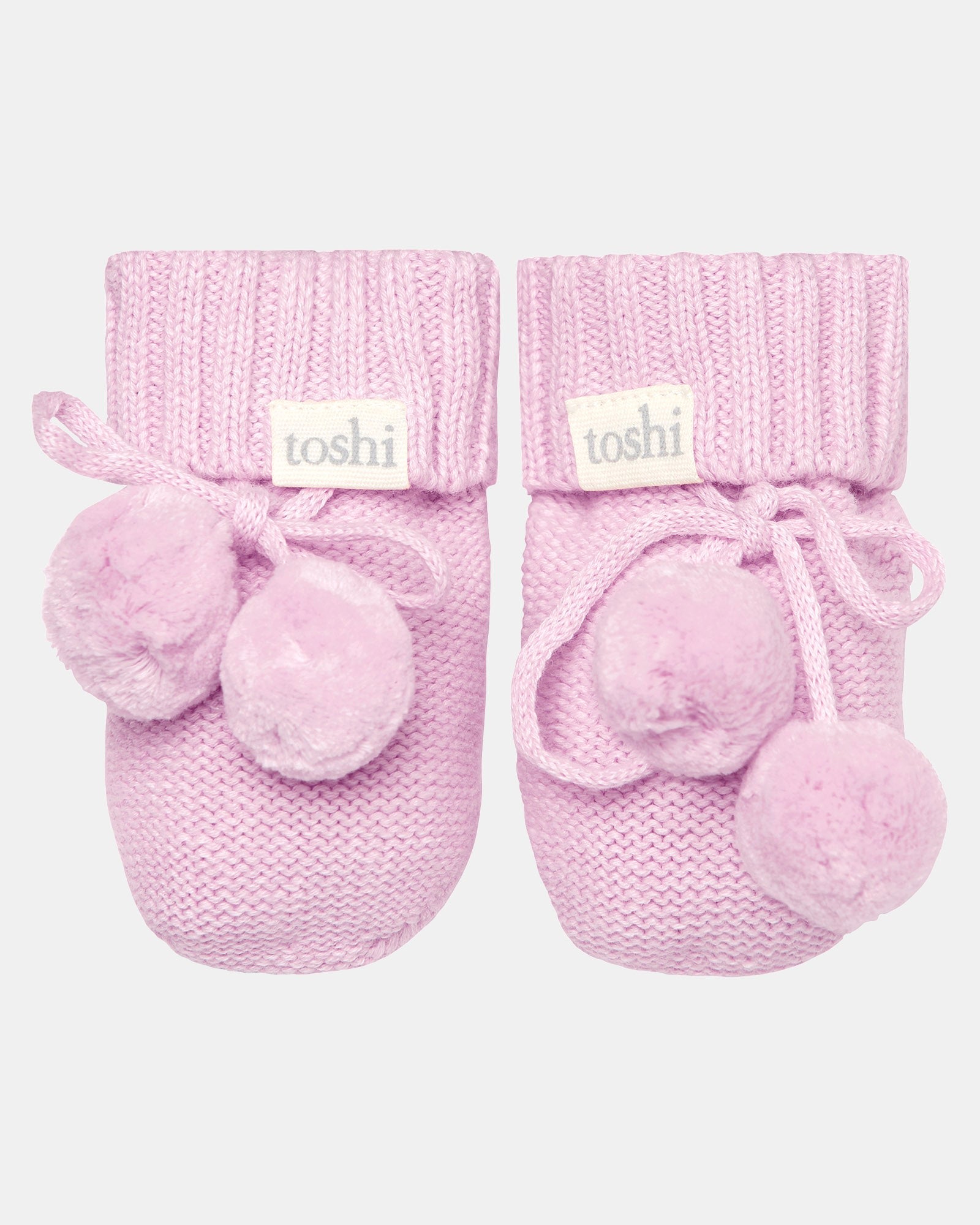 Keep Baby Feet Warm and Cozy Outdoors