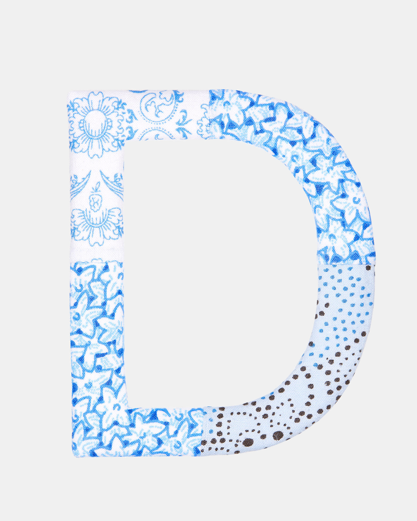 Sturdy Letter D Set for Secure Display