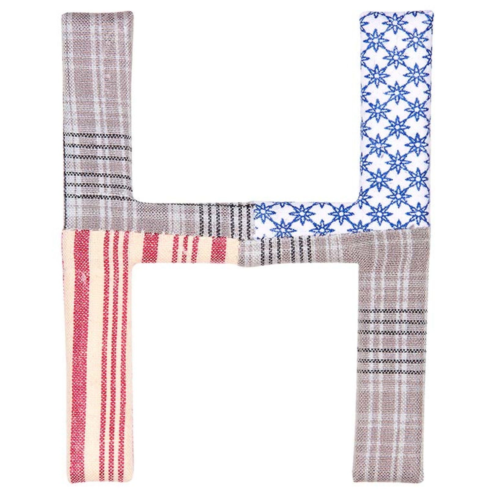Neatly Display Letters with Sturdy Construction