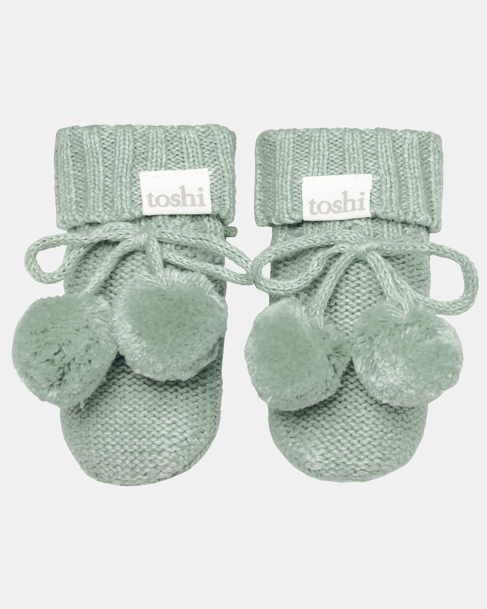 Keep Baby Feet Warm and Cozy Outdoors