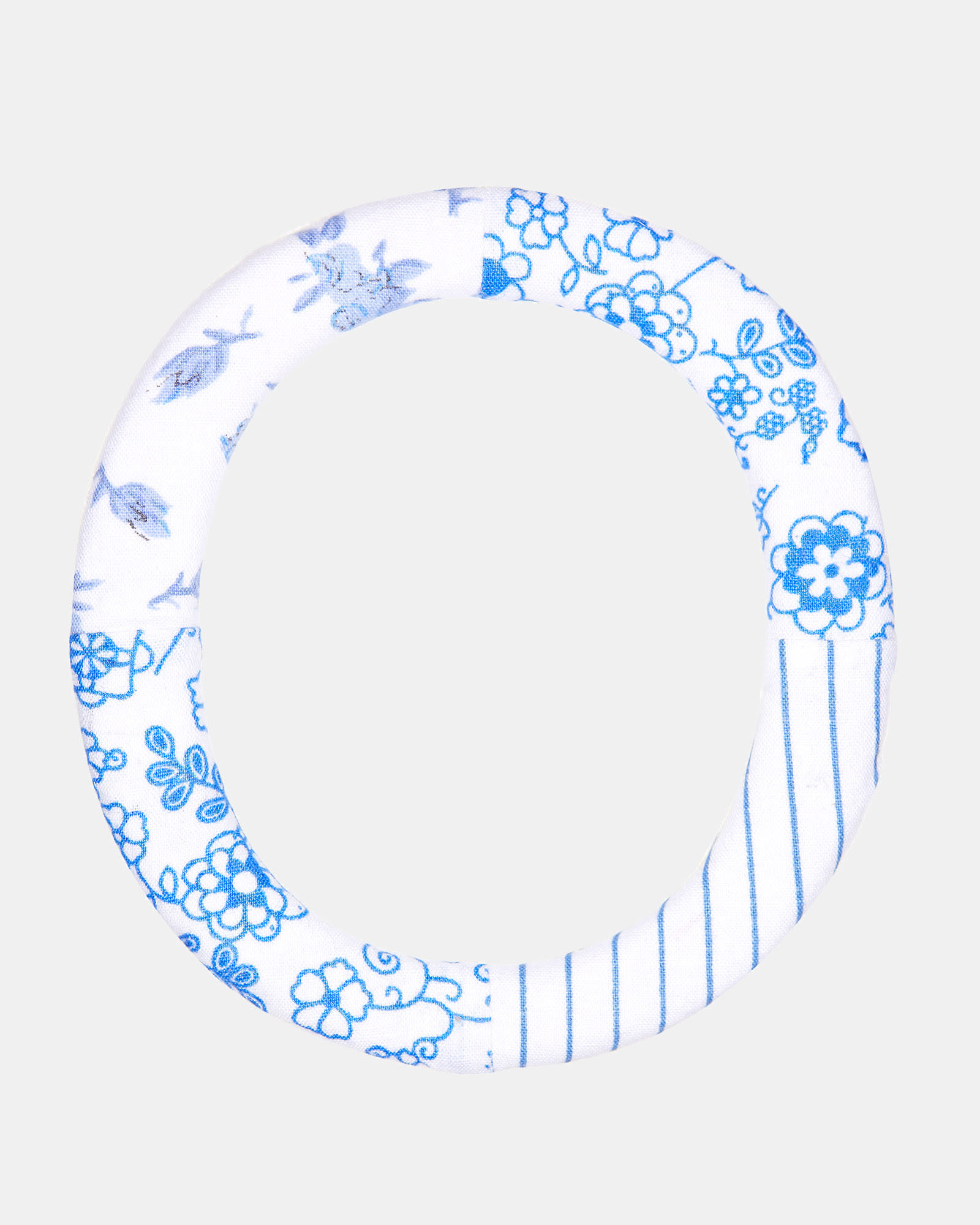 Sturdy Decorative Letters for Organized Displays