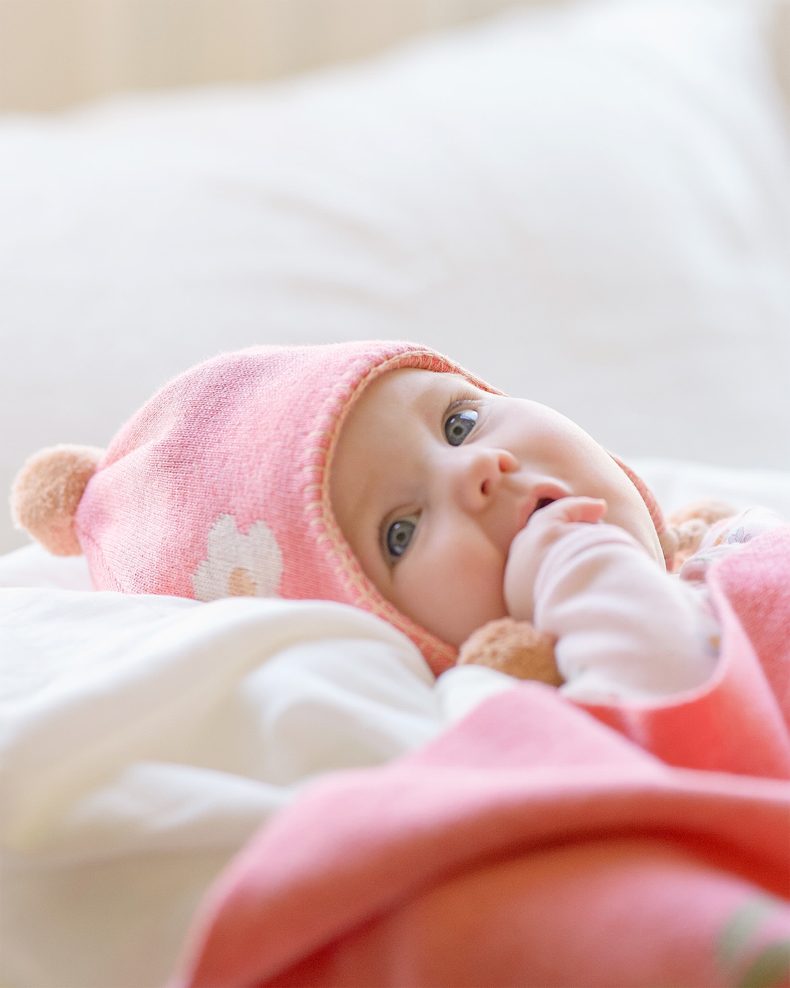 Comfortable stretch earmuff for growing kids
