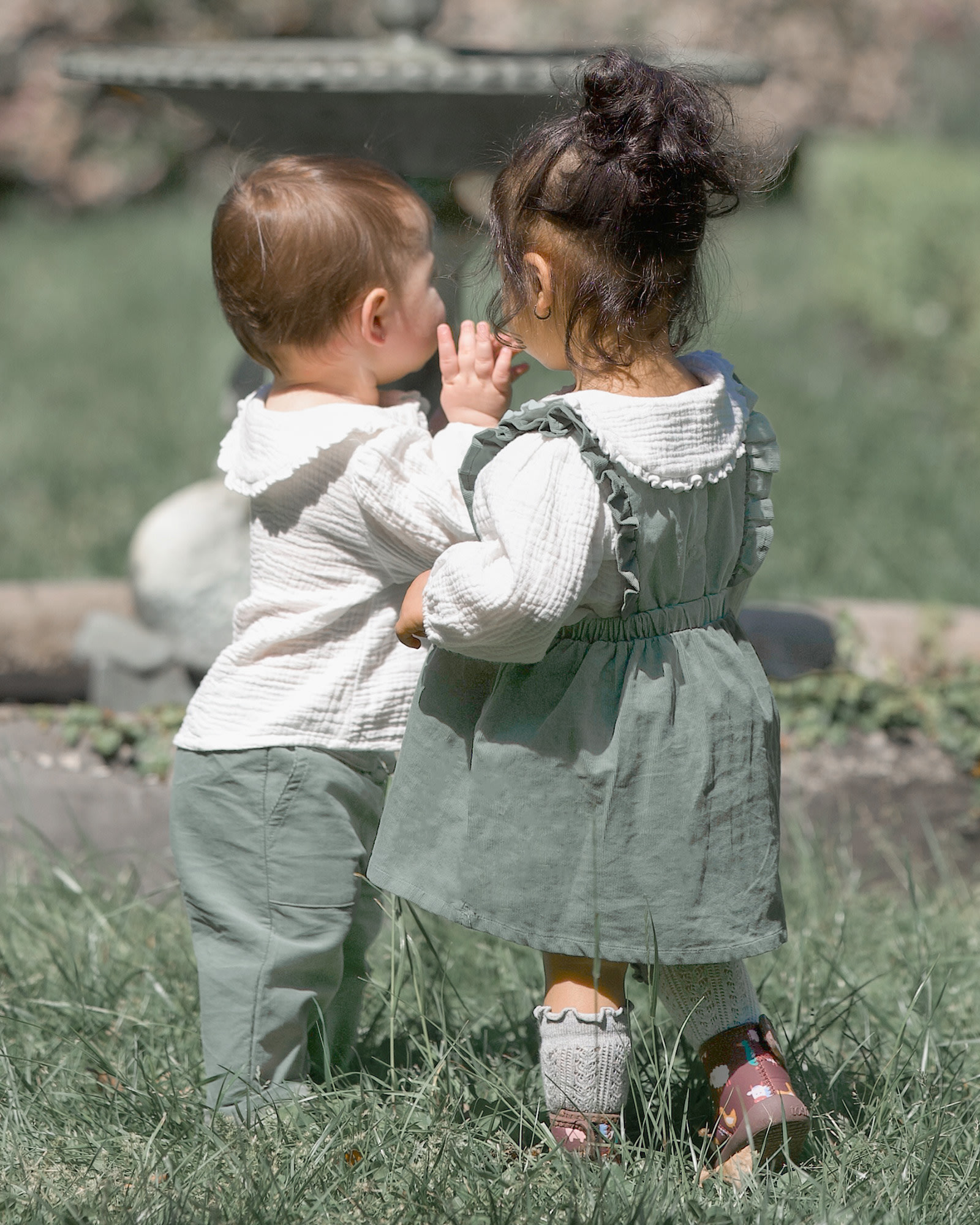 Comfortable Unisex Corduroy Pants for Everyday Wear