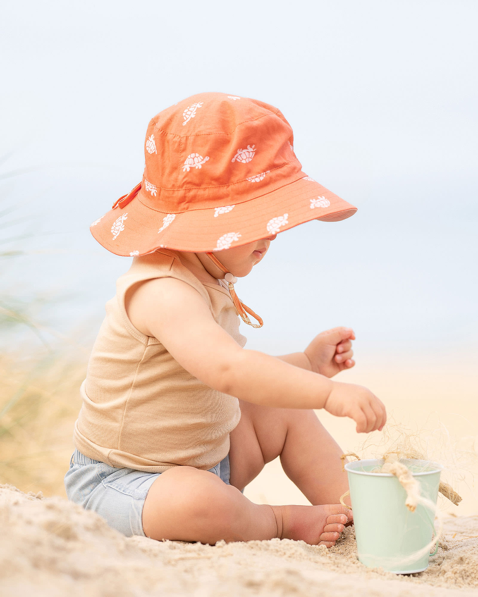 Adjustable Sunhat Ensures Comfort and Secure Fit