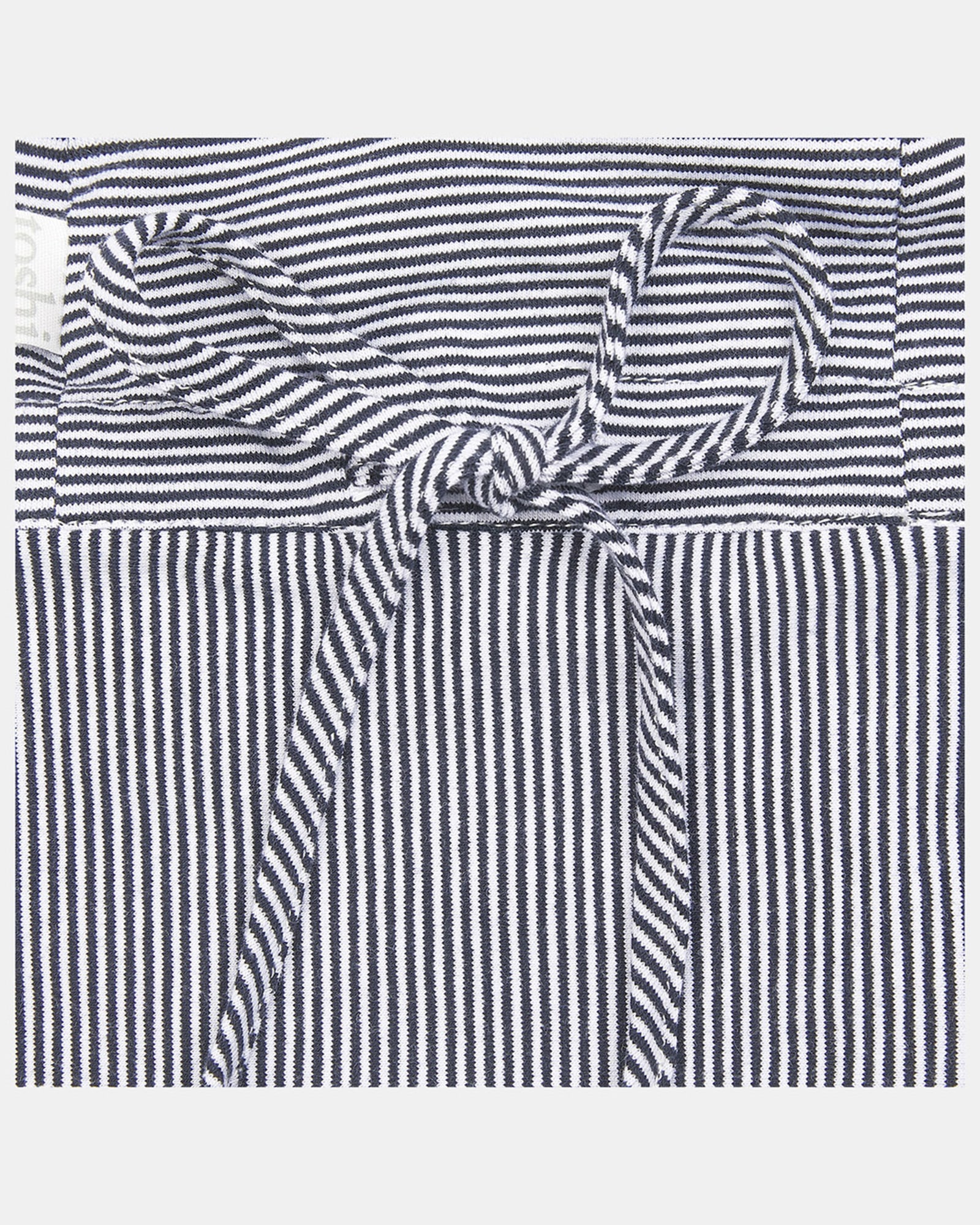Timeless Coastal Style for Everyday Comfort