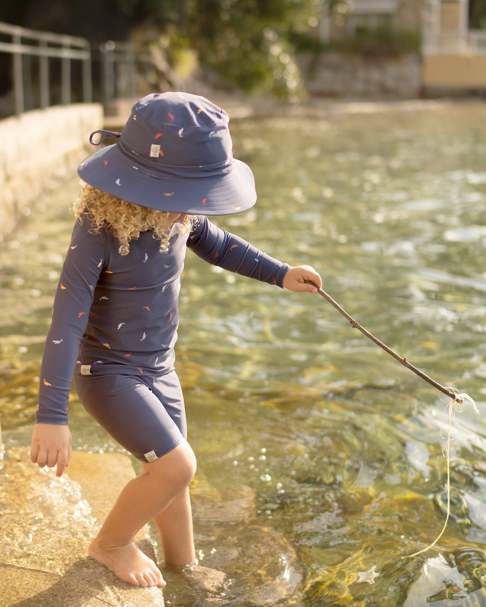 Easy Dressing and Durable Kids Rashie