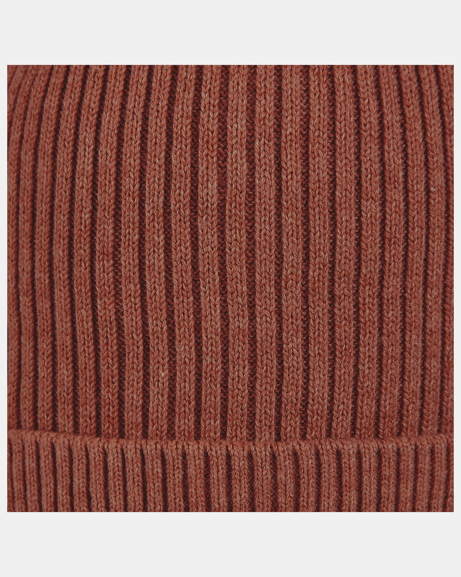 Versatile Organic Beanie for Stylish Warmth