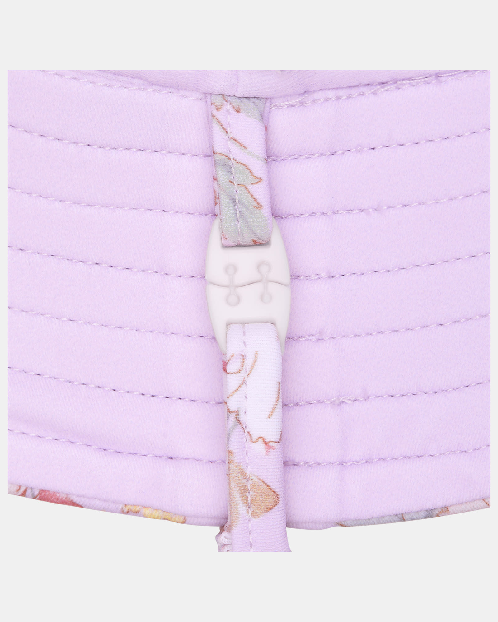 Elegant Sun Protection with Floral Style