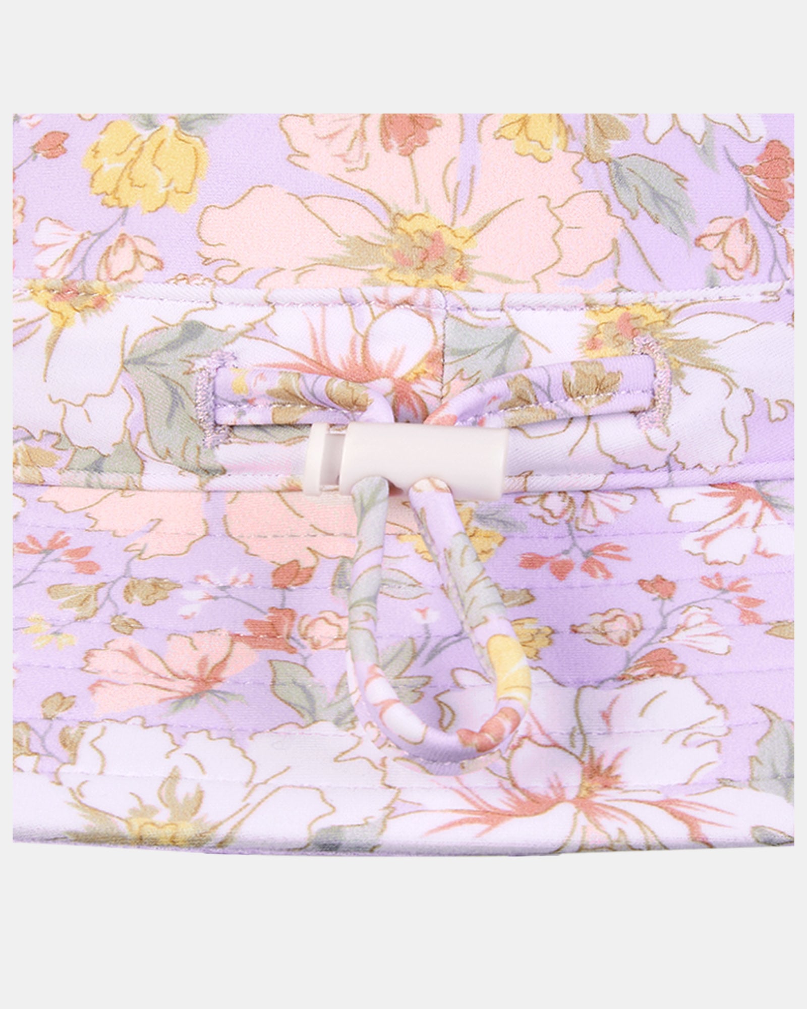 Adjustable Sunhat Stays Secure for Active Babies