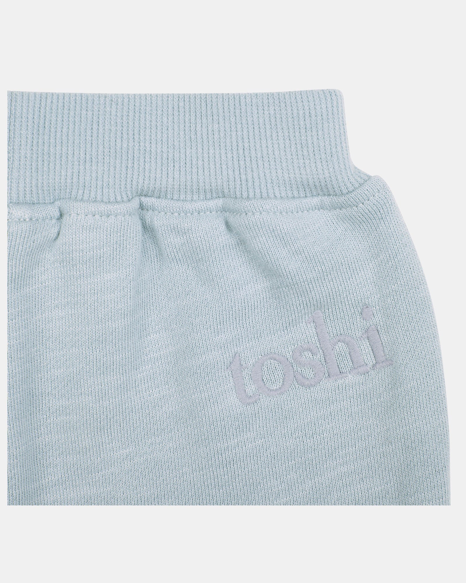 Comfortable Trackpants for Easy Dressing and Movement