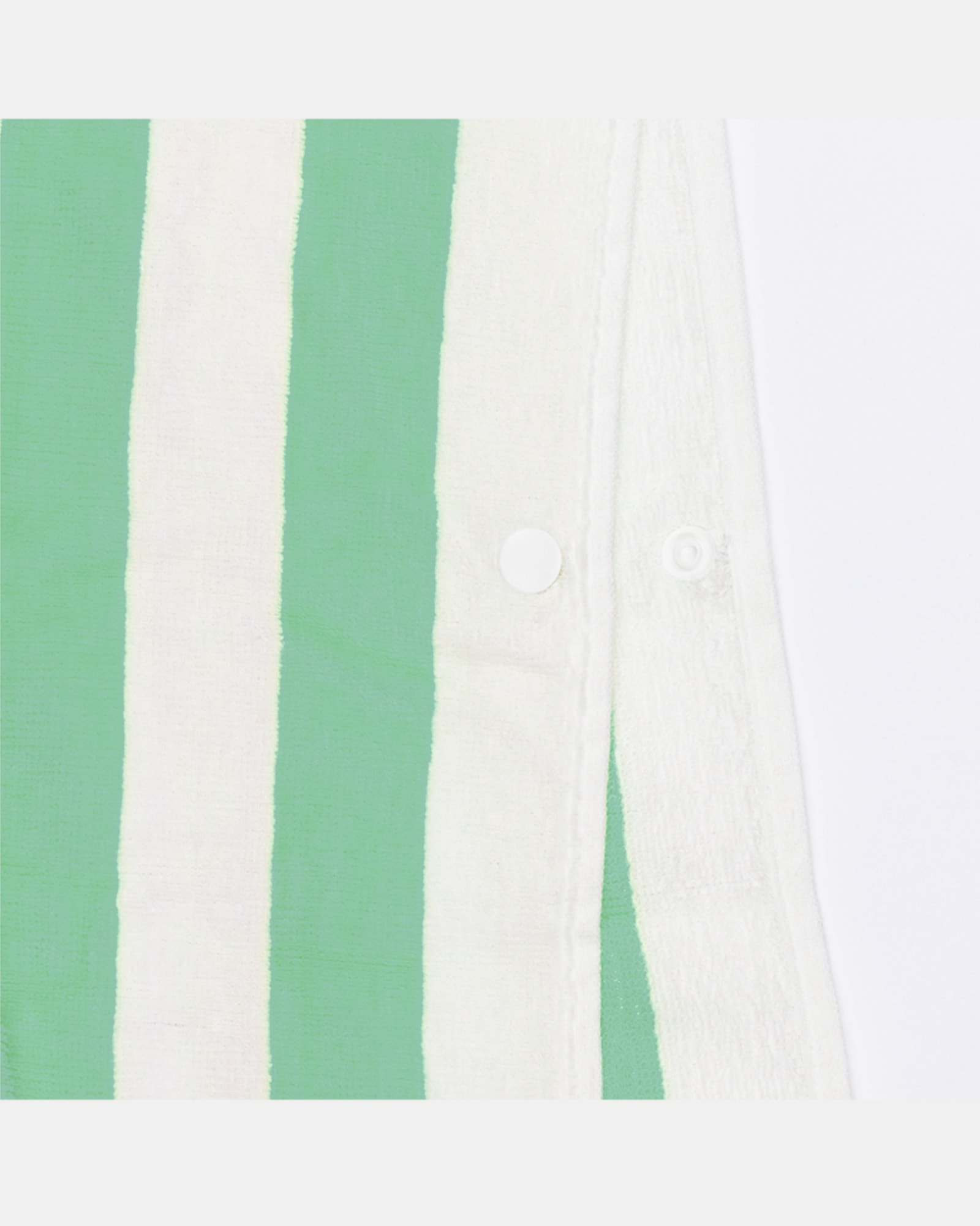 Stay Cozy and Stylish at the Beach