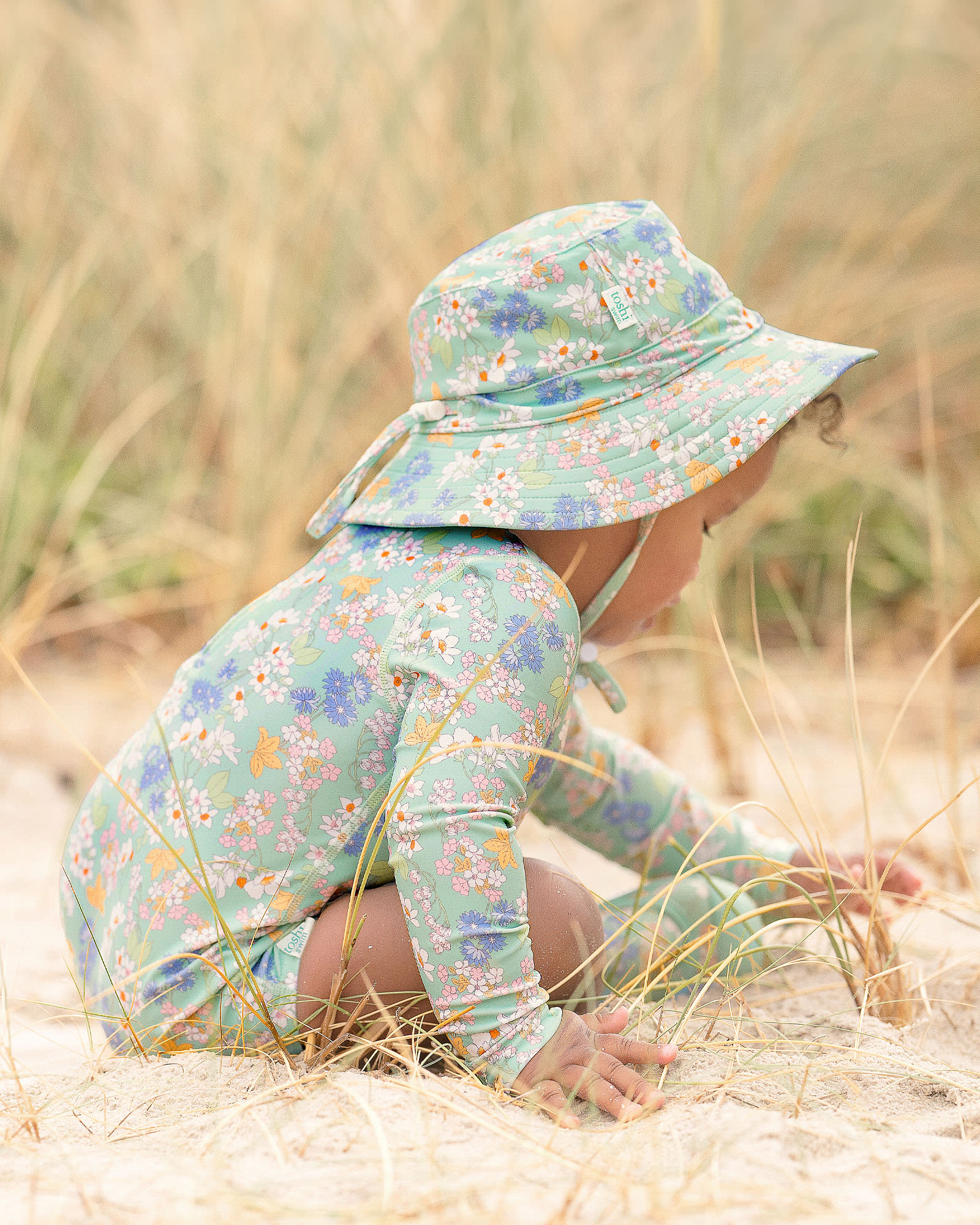 Lightweight Comfort and Lasting Everyday Durability