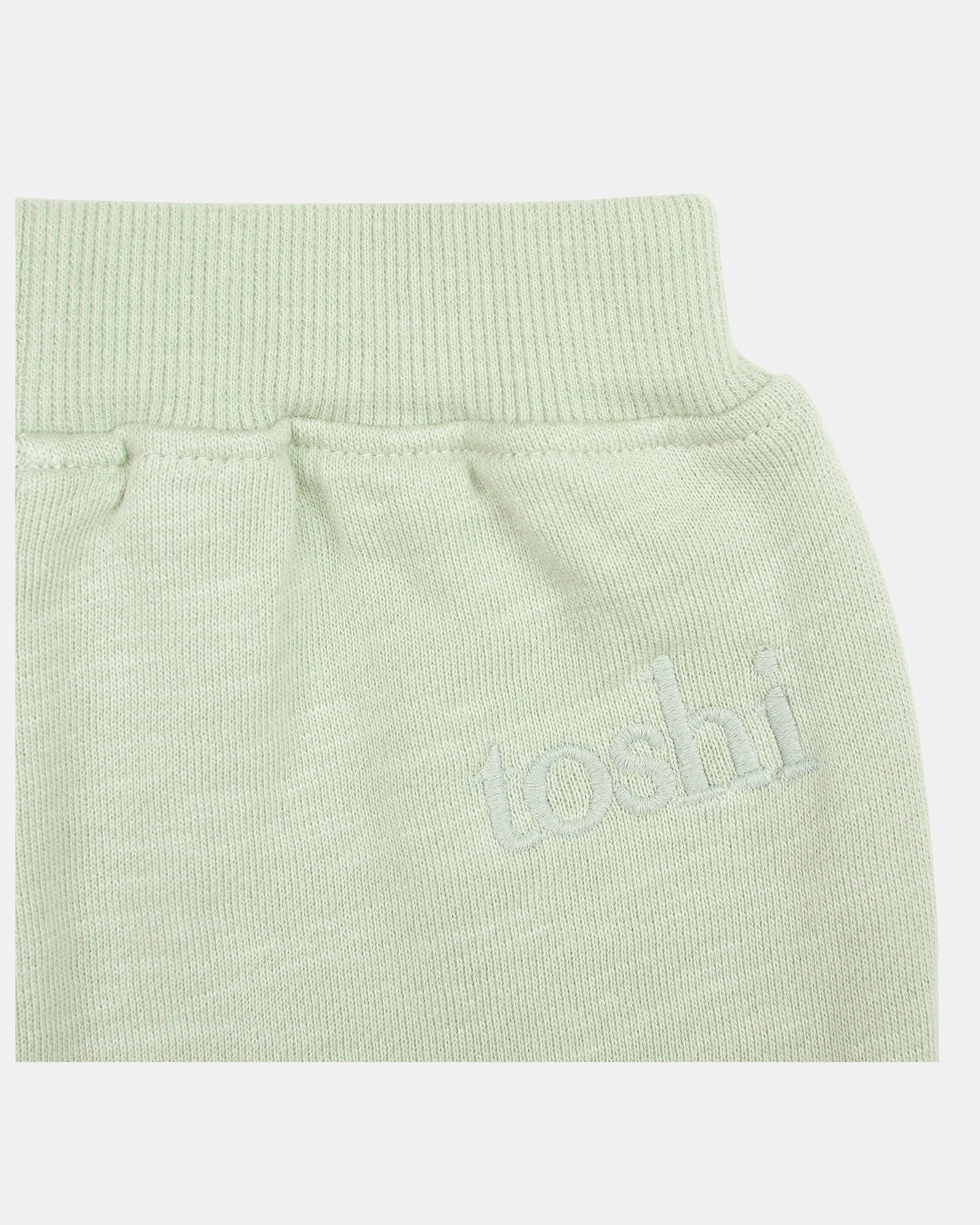 Comfortable trackpants with secure flexible fit