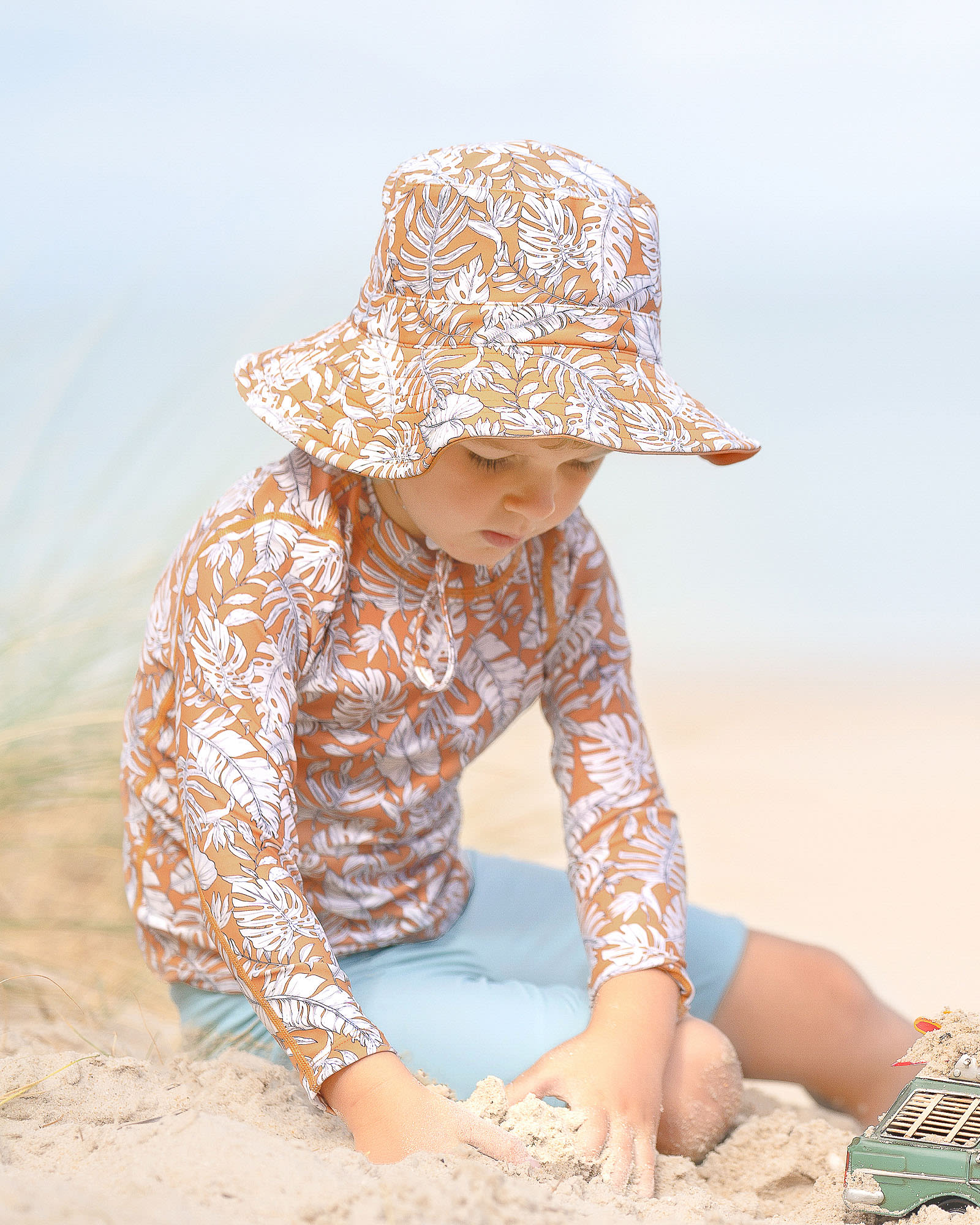 Adjustable Sunhat for Secure, Safe Play