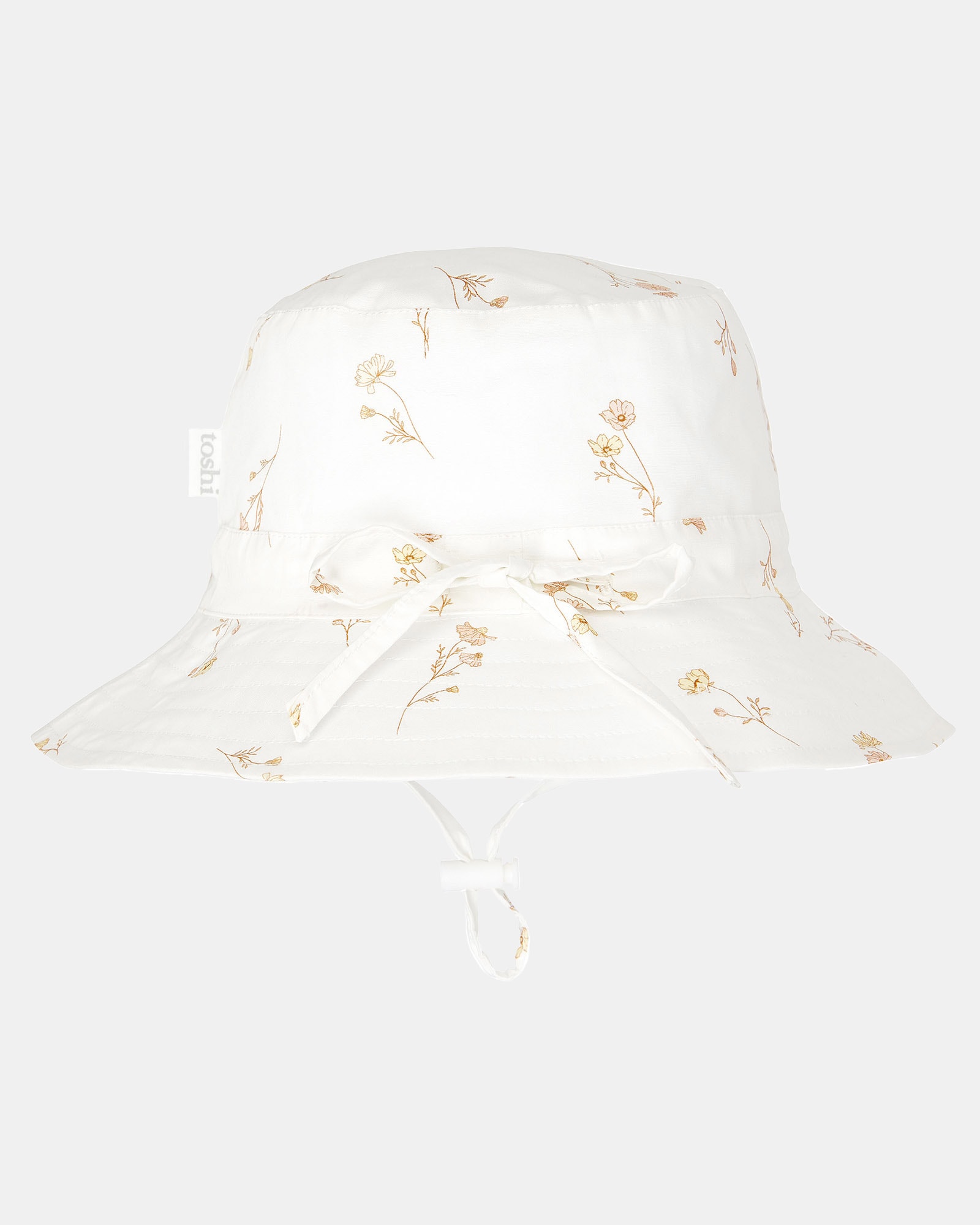 Bold Sun Protection for All Ages Outdoors